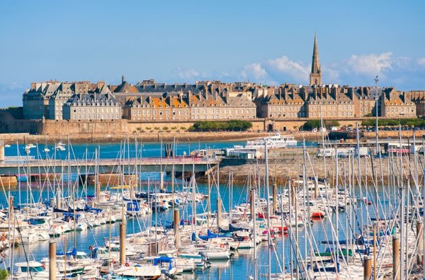 Camping à Fréjus: votre evasion en bord de mer